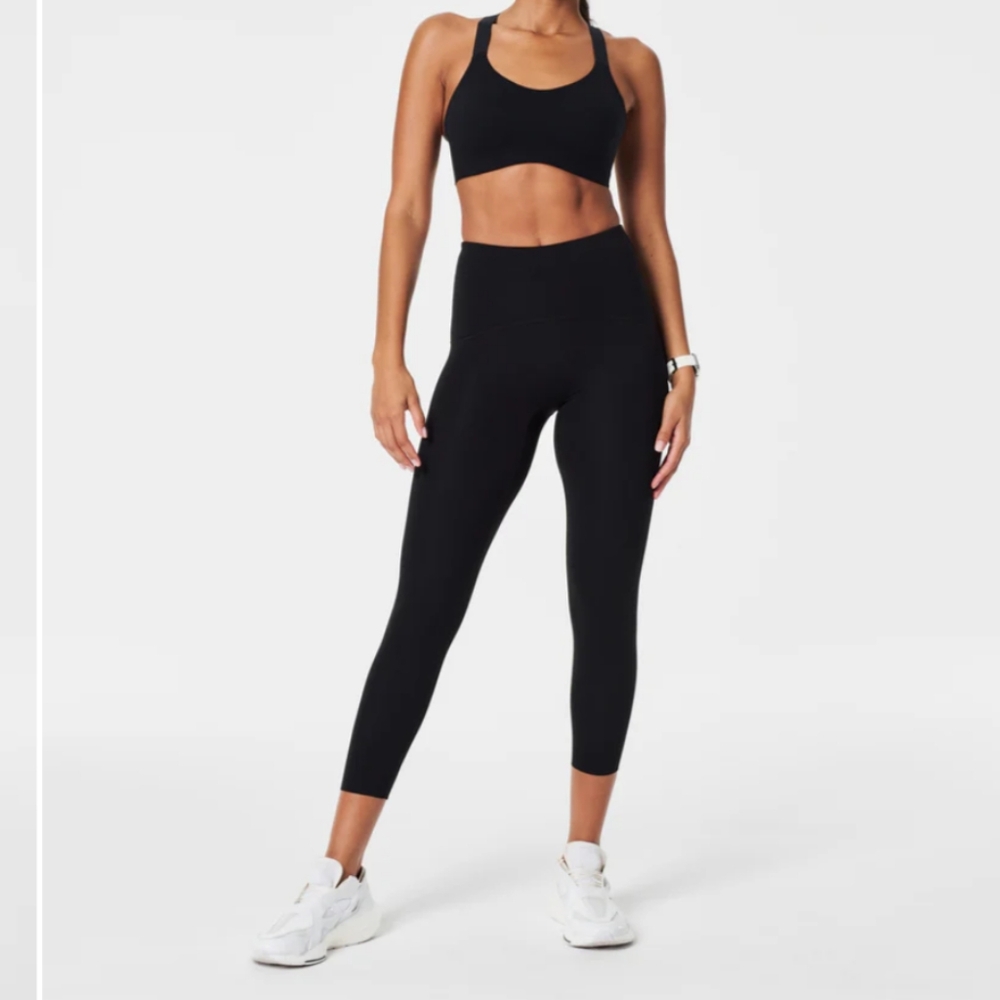 SPANXshape Booty Boost 7/8 leggings